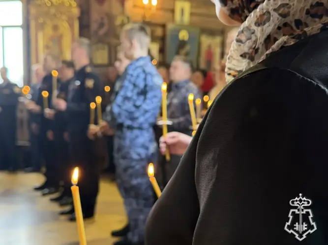 В Нарьян-Маре состоялся торжественный молебен в честь 10-летия Росгвардии и 215-летия войск правопорядка