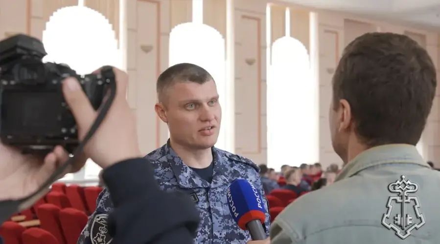 В Нарьян-Маре состоялась торжественная церемония награждения, посвященная 10-летию Росгвардии