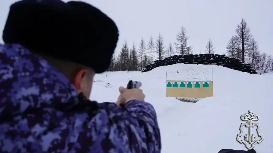 В Нарьян-Маре прошел чемпионат Росгвардии по стрельбе из боевого оружия 