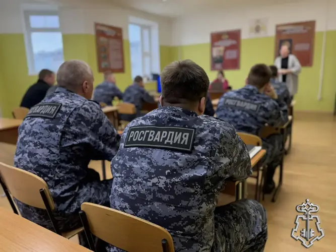 ДЛЯ СОТРУДНИКОВ РОCГВАРДИИ В НАО ПРОВЕЛИ БЕСЕДУ О РУССКОЙ КУЛЬТУРЕ