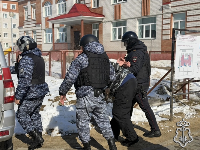 РОСГВАРДИЯ ПРИНЯЛА УЧАСТИЕ В АНТИТЕРРОРИСТИЧЕСКОМ УЧЕНИИ В ШКОЛАХ НАРЬЯН-МАРА