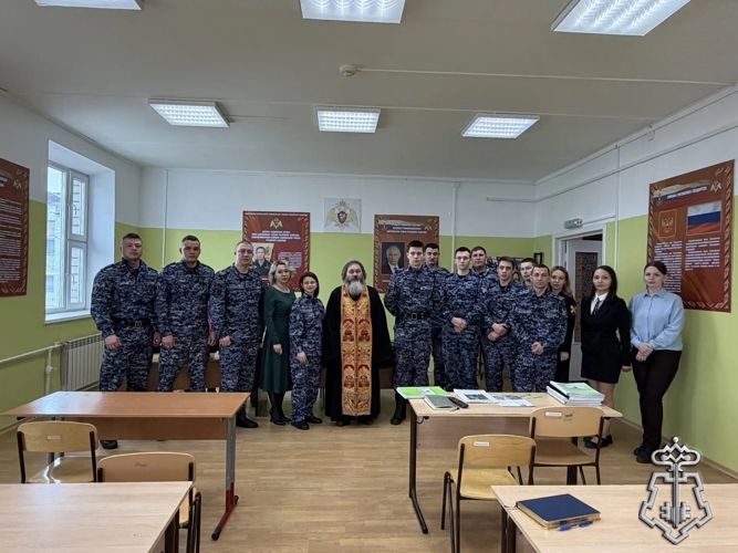 ДЛЯ РОСГВАРДЕЙЦЕВ НАО ПРОВЕЛИ ДУХОВНЫЙ УРОК О ВЕЧНЫХ ЦЕННОСТЯХ В СВЕТЕ ПРАЗДНИКА ПАСХИ 