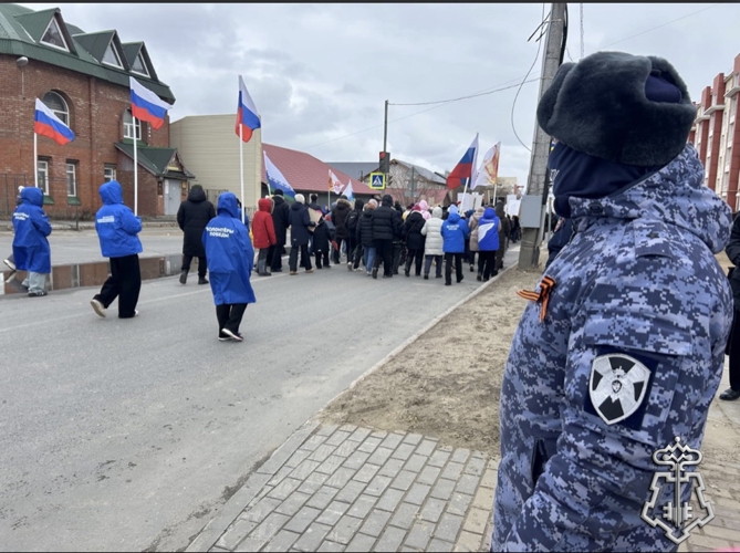 В НАРЬЯН-МАРЕ РОСГВАРДЕЙЦЫ И ПОЛИЦИЯ ОБЕСПЕЧИЛИ БЕЗОПАСНОСТЬ БОЛЕЕ 5000 УЧАСТНИКОВ ПРАЗДНОВАНИЯ ДНЯ ПОБЕДЫ 