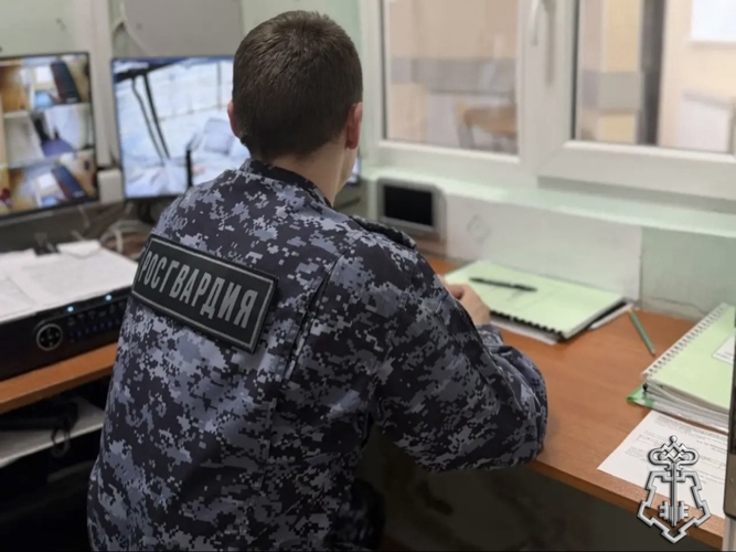 Сотрудники Росгвардии в Нарьян-Маре обеспечили безопасность ребенка, покинувшего детский сад